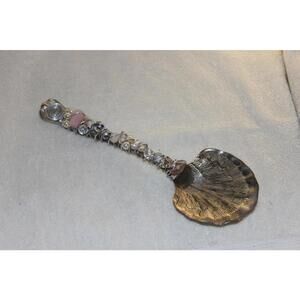 VINTAGE & WIRE BEJEWELED SILVERPLATE 9-1/2” SCALLOP SHELL SERVING SPOON